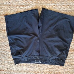 Ariat Dark Gray Casual Shorts